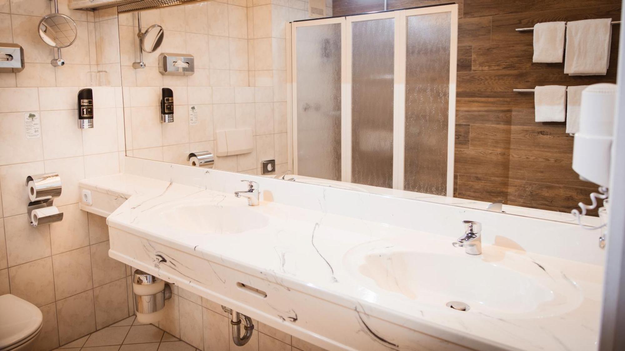 Sure Hotel By Best Western Rhoen Garden بوبنهاوزن المظهر الخارجي الصورة